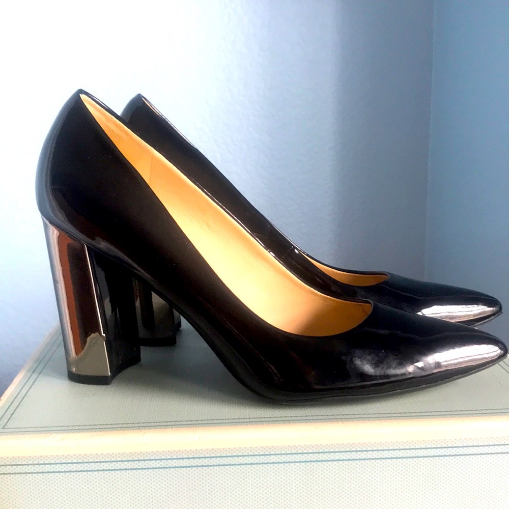Nine West Patent Black Pump - women’s size 8